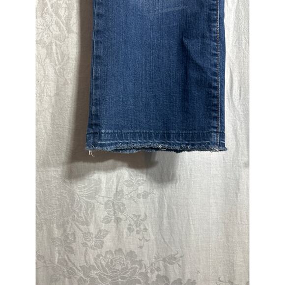 Torrid Jeans 16 Straight Cropped Raw Hem Blue Denim Stretch - Picture 6 of 15